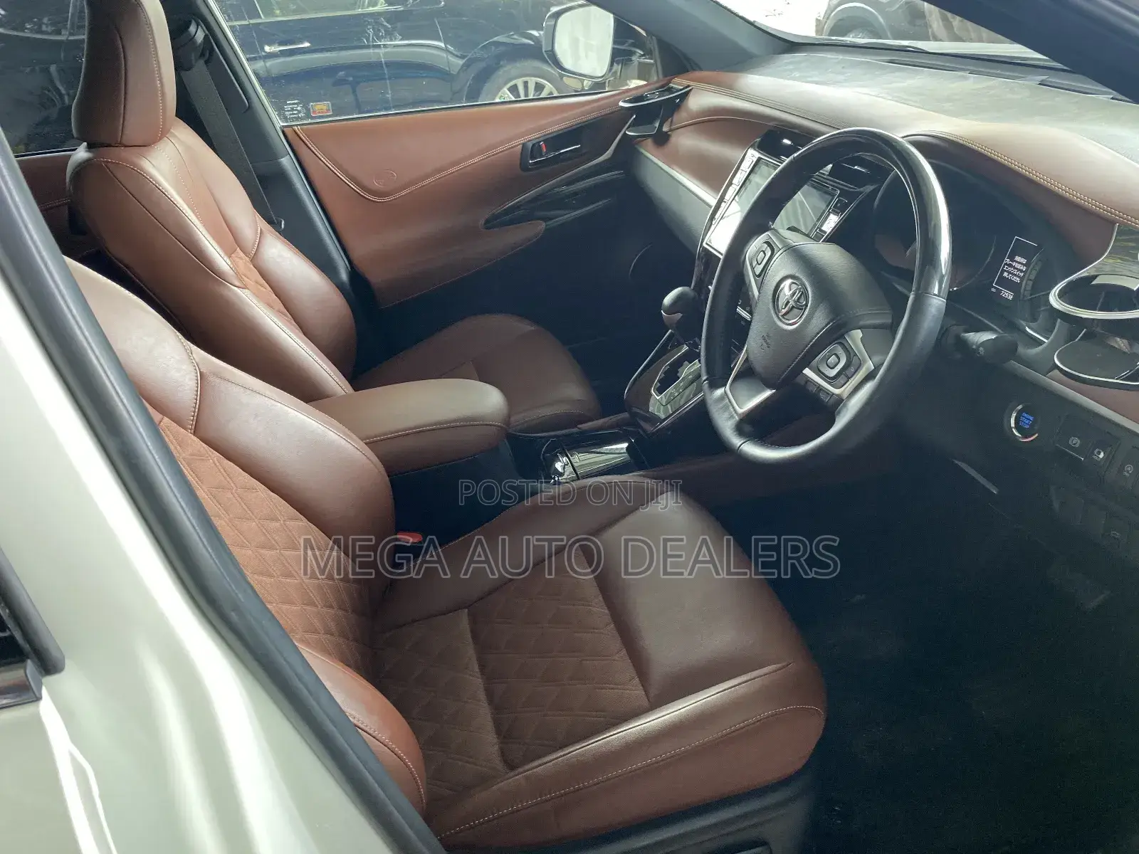 Toyota Harrier 2018 Pearl