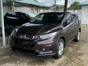 Honda Vezel 2018 Purple
