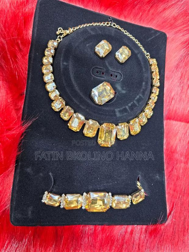 Lux Type Jewellery - main view