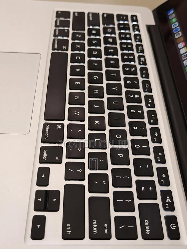 New Laptop Apple MacBook Pro 8GB Intel Core i5 SSD 256GB - thumbnail 8