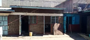Chaka /Nyeri Kieni Touching Tarmac