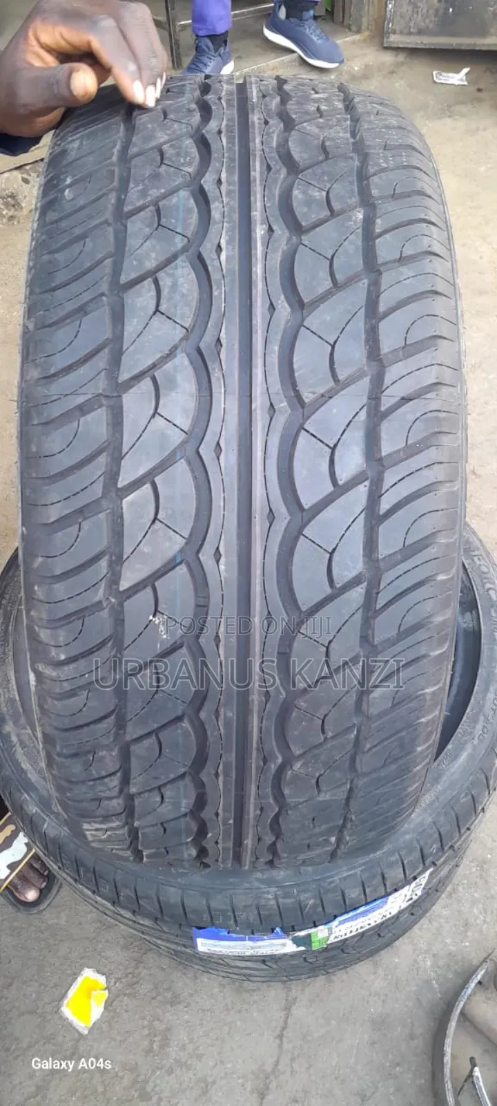 255/35r20 Joyroad Tyre