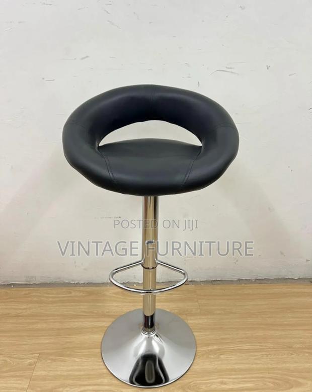 Bar Chairs 21.D