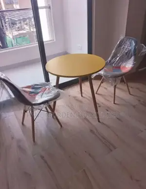 Eames Dining Chair