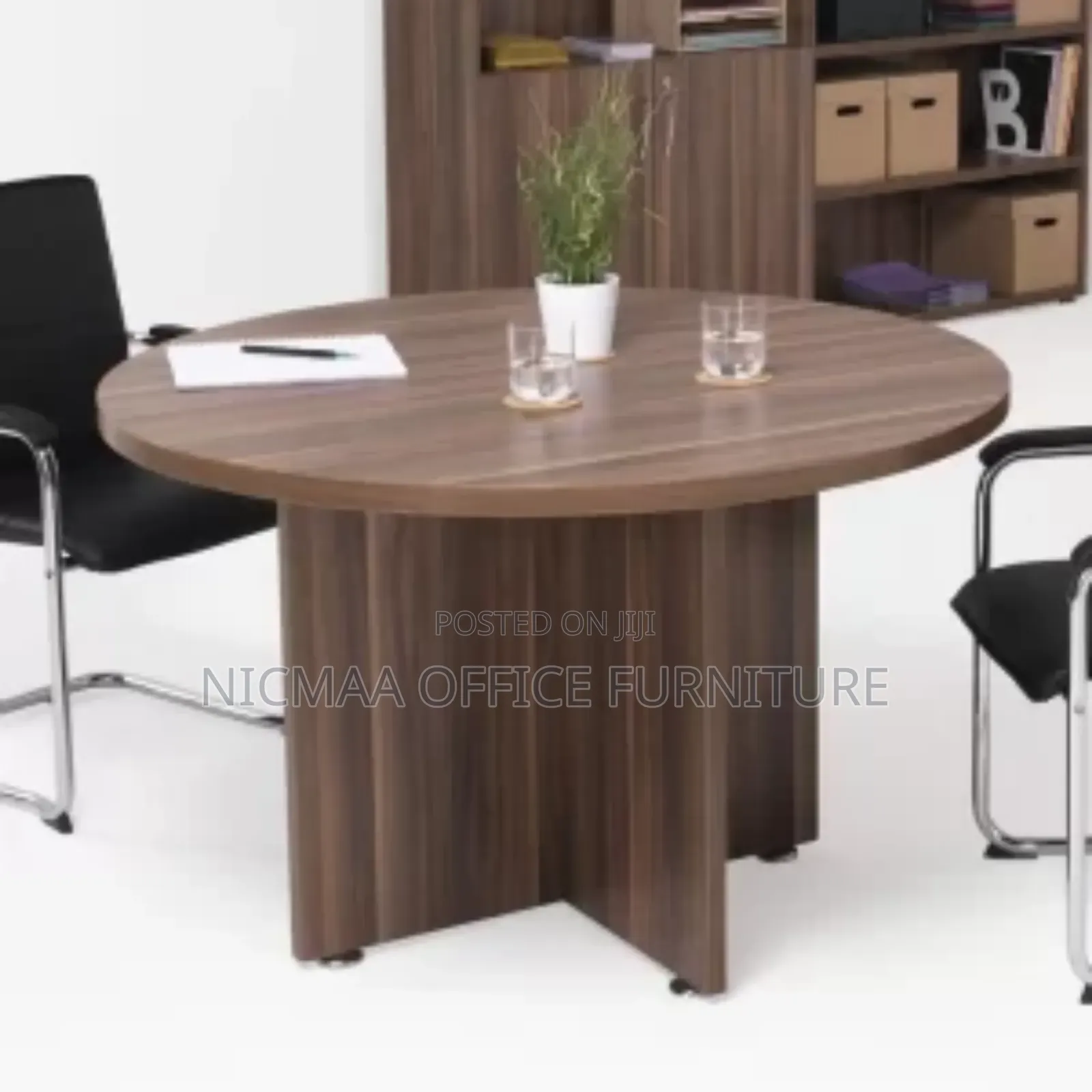 4-Seater Round Conference Table