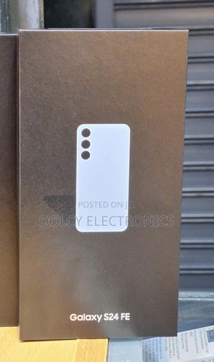 New Samsung Galaxy S24 FE 256 GB Black - thumbnail 2