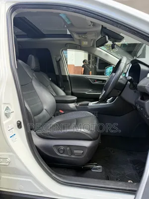 Toyota RAV4 2019 White