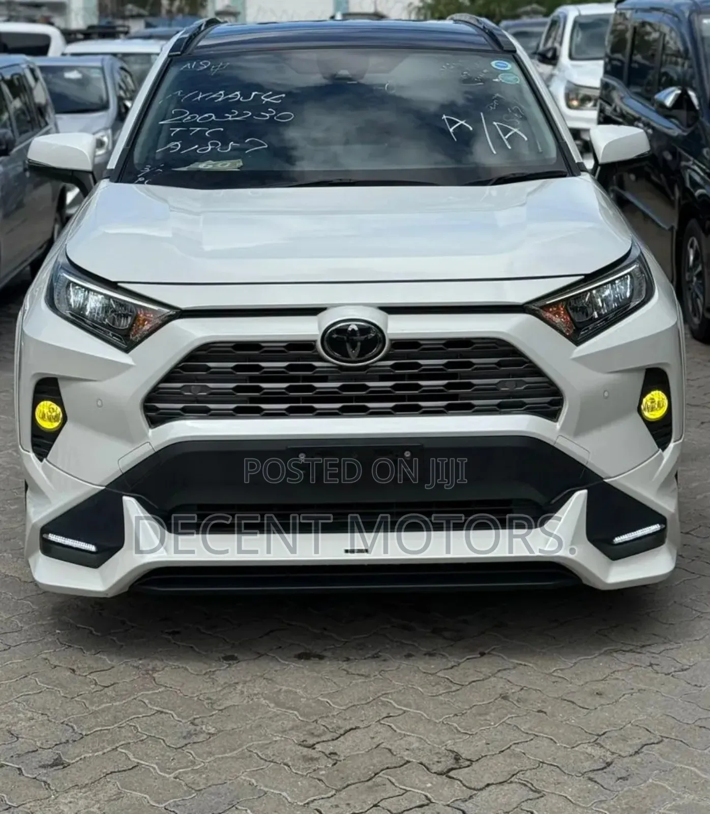 Toyota RAV4 2019 White