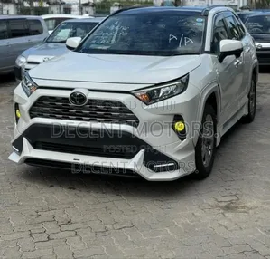 Toyota RAV4 2019 White