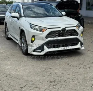 Toyota RAV4 2019 White