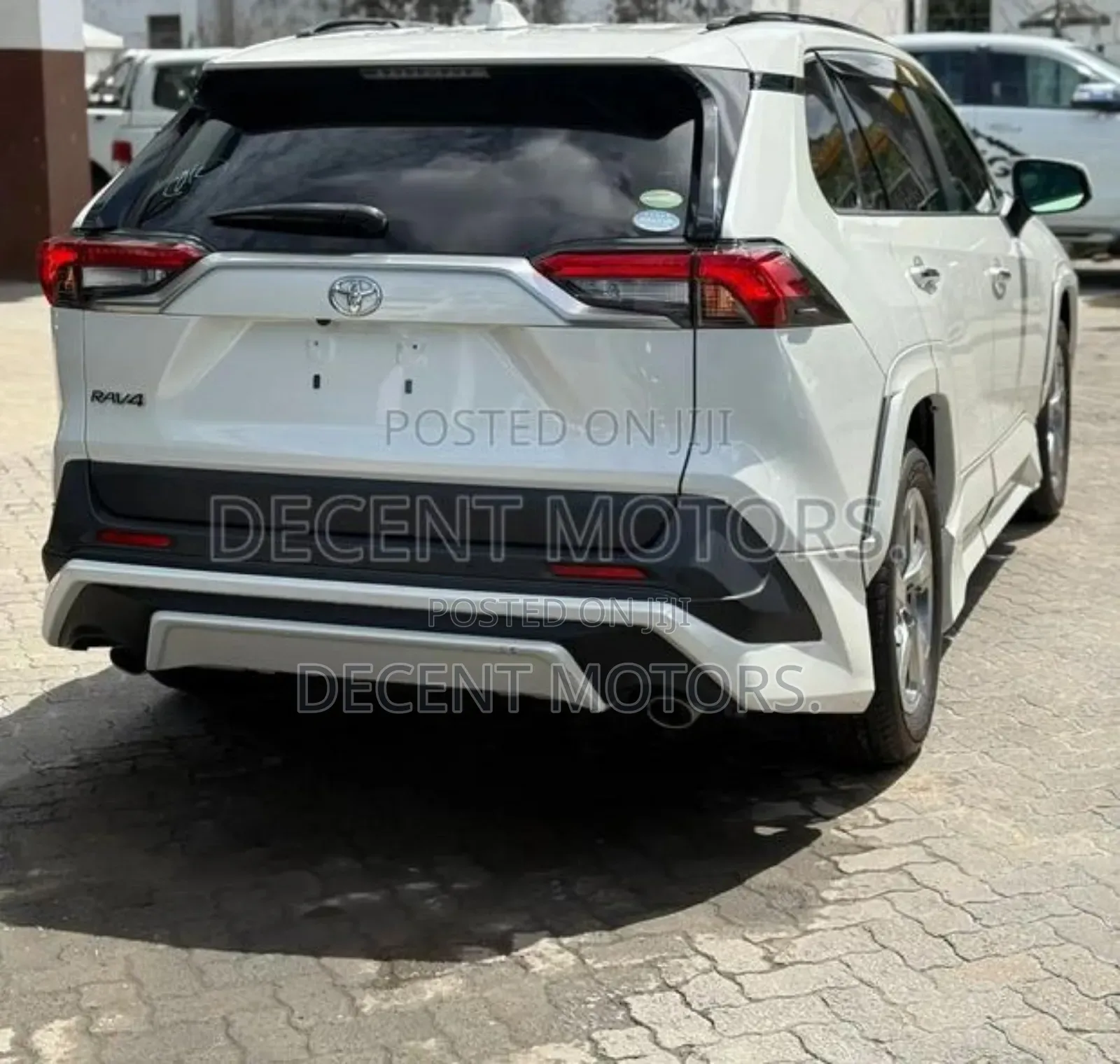 Toyota RAV4 2019 White
