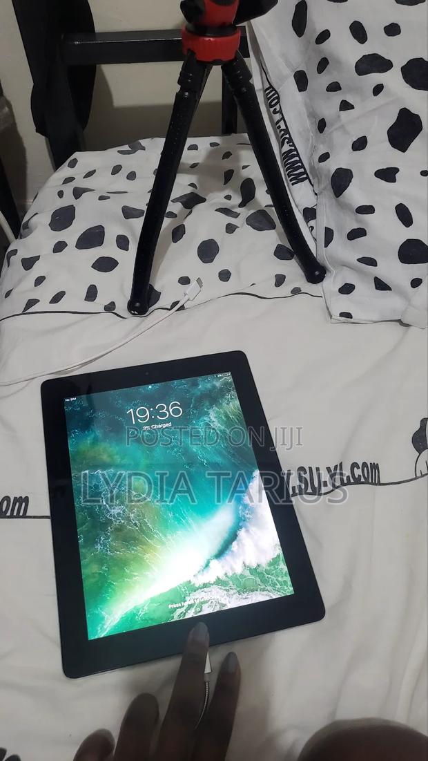 Apple iPad 4 Wi-Fi + Cellular 32 GB Silver - thumbnail 2