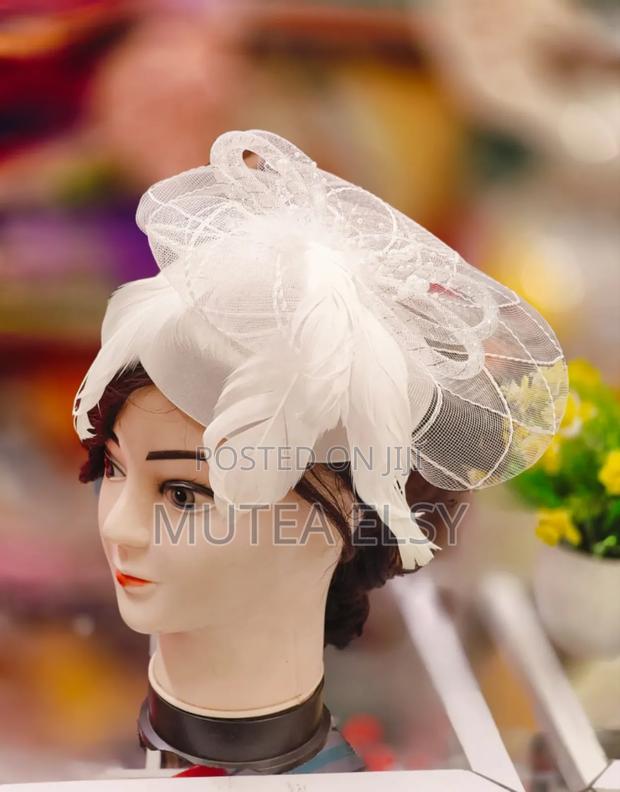 White Fancy Mini Fascinators - thumbnail 2