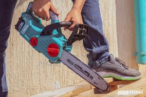 Total 12" Battery Powered Chainsaw - thumbnail 2