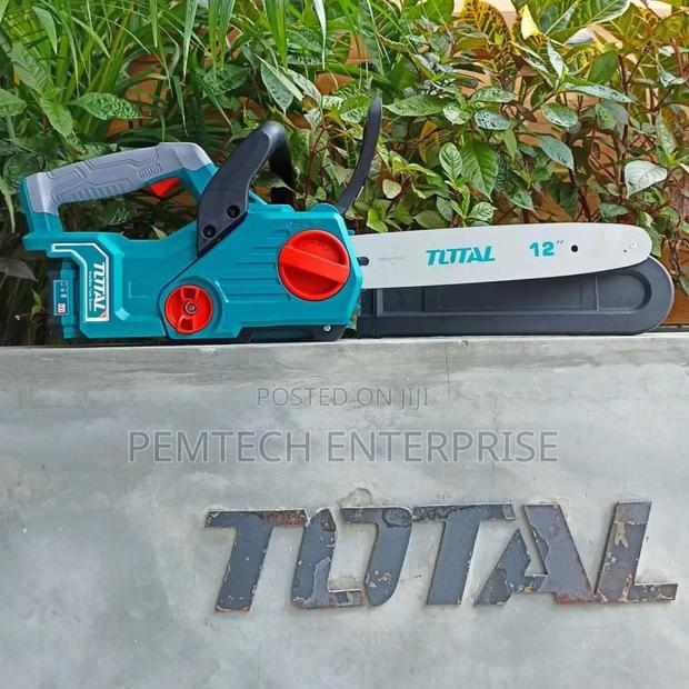 Total 12" Battery Powered Chainsaw - thumbnail 4