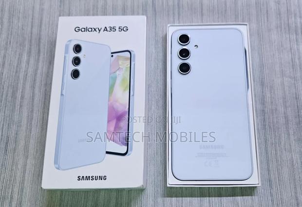 New Samsung Galaxy A35 256 GB Silver - main view