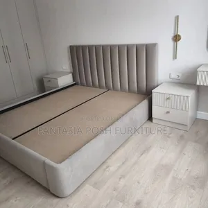 5x6 New and Stylish Chester Bed