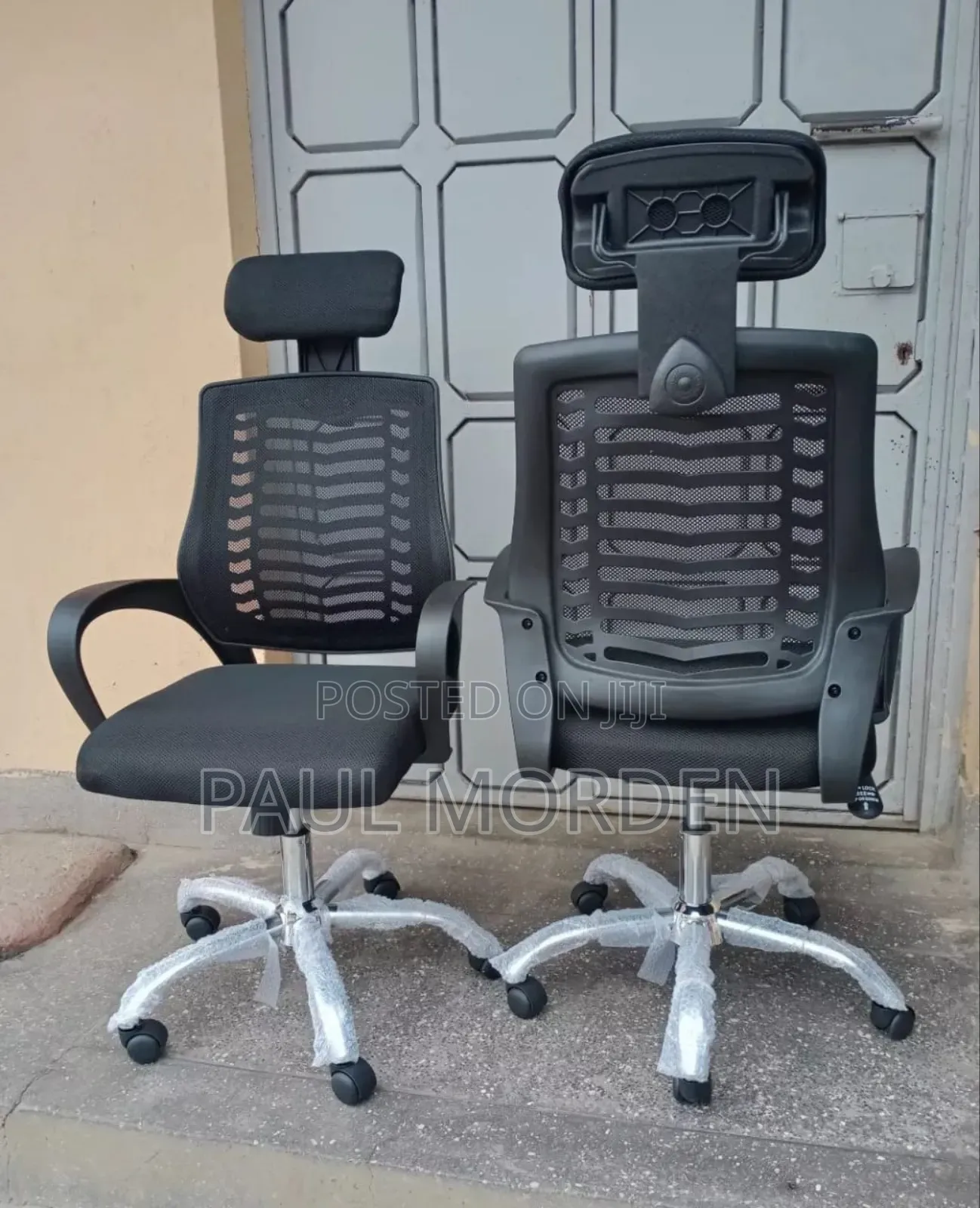Adjustable Headrest Office Chair