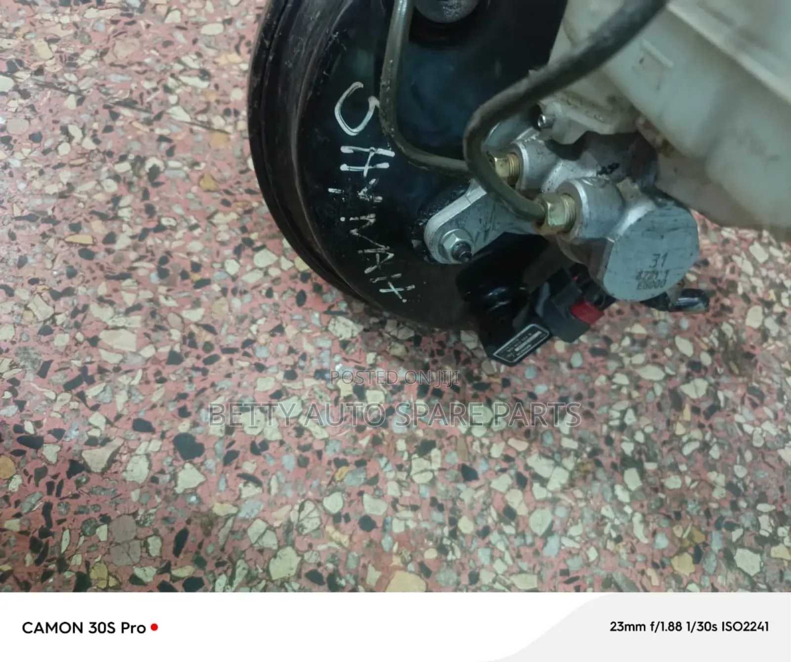 Toyota Harrier 240 Master Cylinder