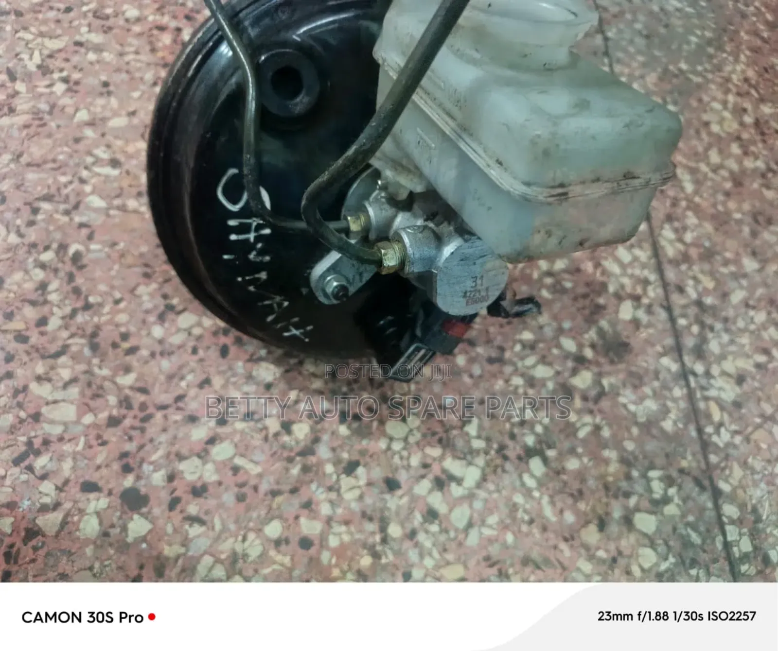 Toyota Harrier 240 Master Cylinder