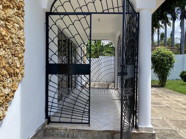 4bdrm Maisonette in Nyali for rent - thumbnail 12