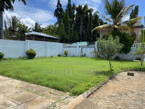 4bdrm Maisonette in Nyali for rent - thumbnail 13