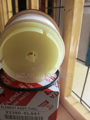 Hilux Vigo Genuine Fuel Filter