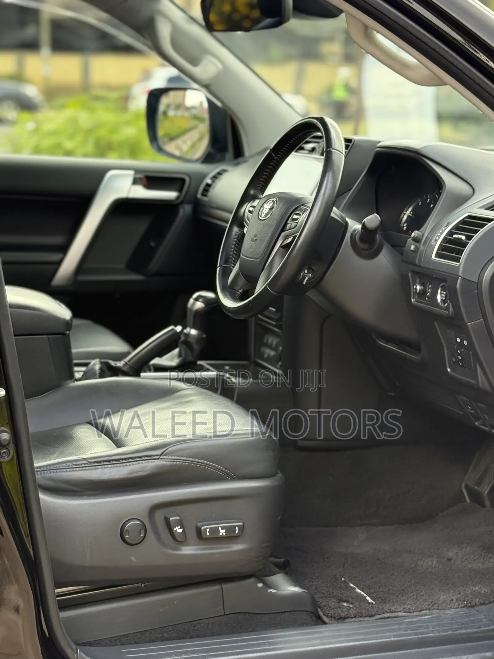 Toyota Land Cruiser Prado 2.8 2020 Black
