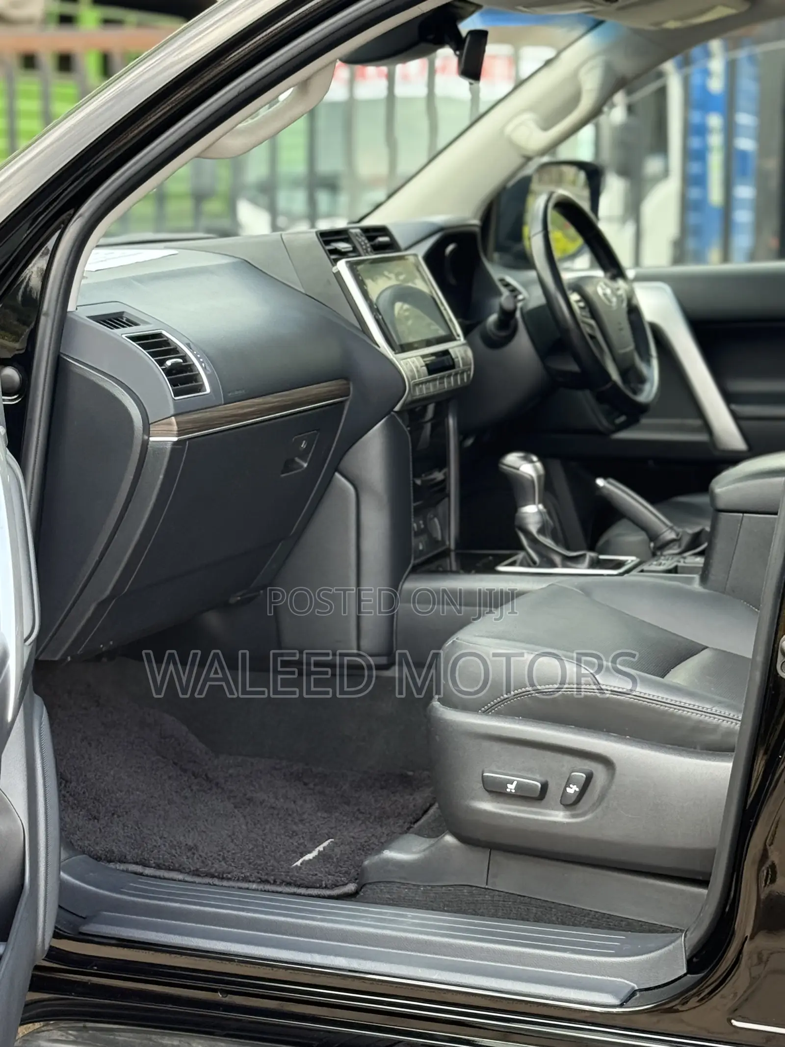 Toyota Land Cruiser Prado 2.8 2020 Black