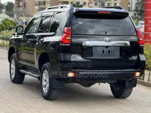 Toyota Land Cruiser Prado 2.8 2020 Black