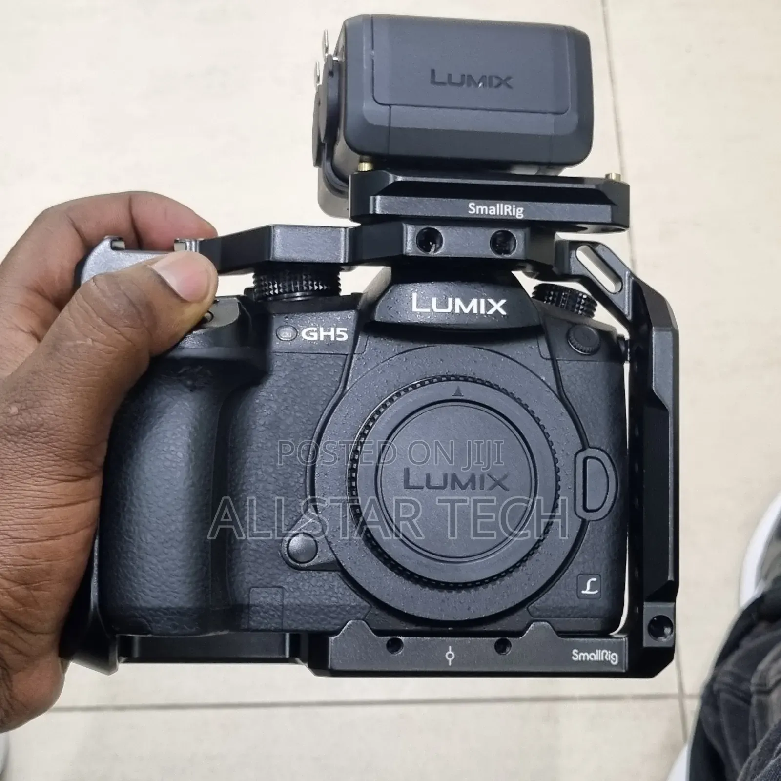 Panasonic Lumix Gh5 Mirrorless Camera (Body Only)