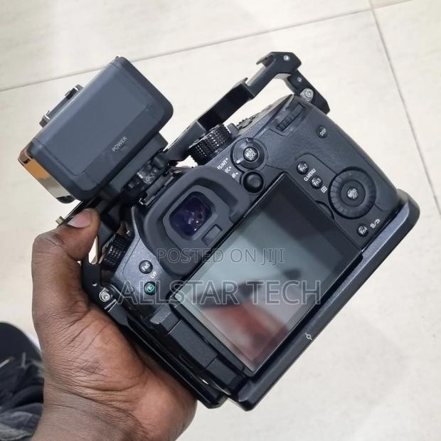 Panasonic Lumix Gh5 Mirrorless Camera (Body Only) - thumbnail 5