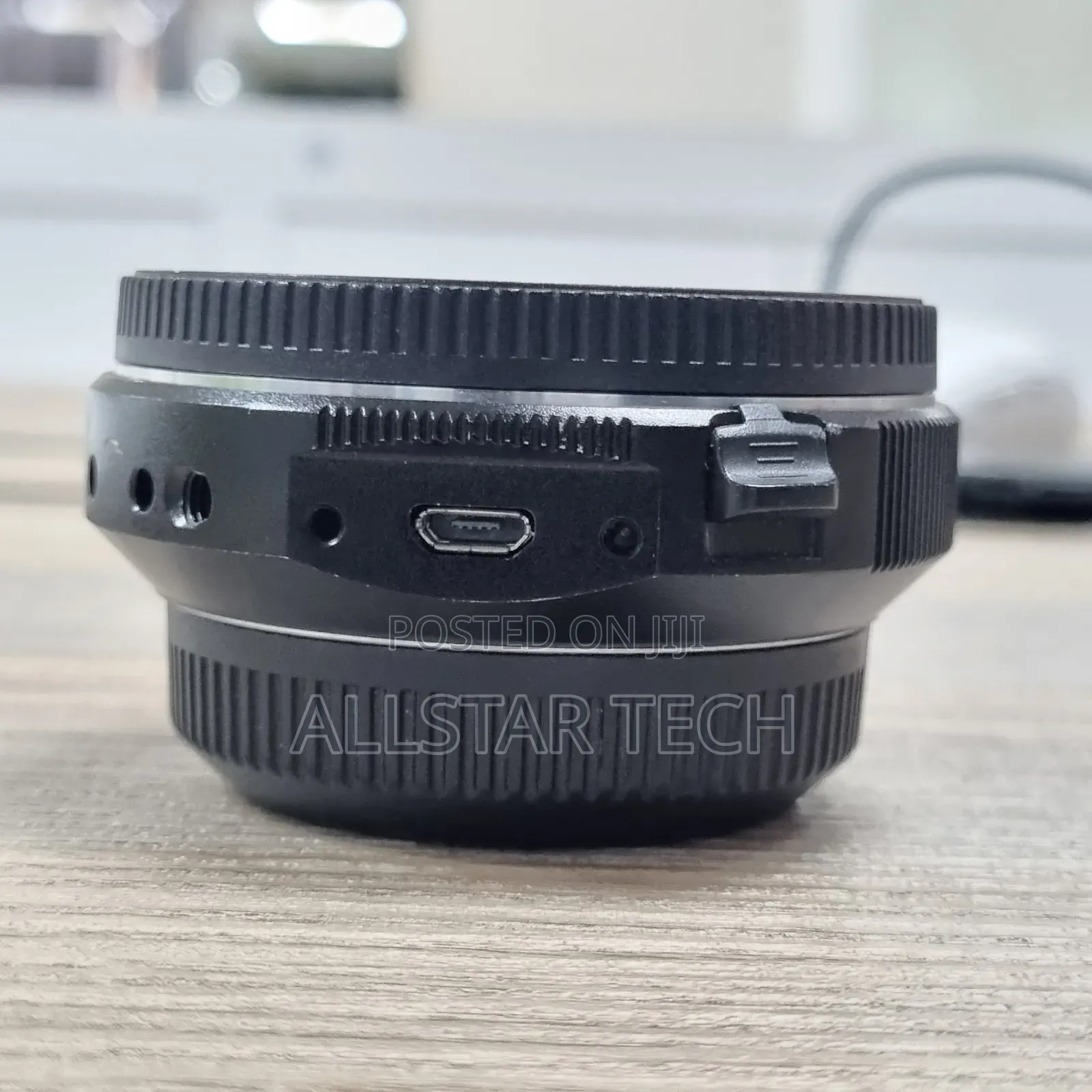 Metabones Canon Ef Lens to Micro Four Thirds Speed Booster S