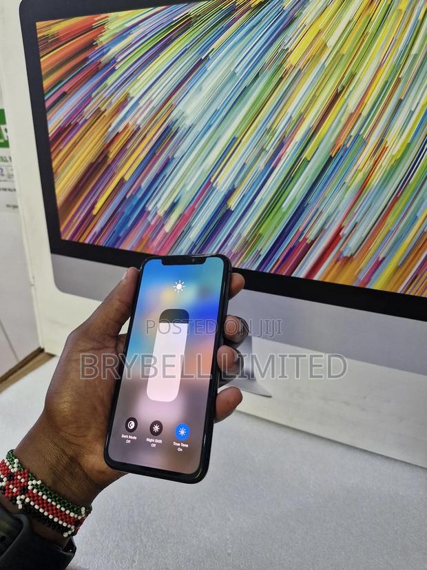 Apple iPhone X 256 GB Black - thumbnail 6