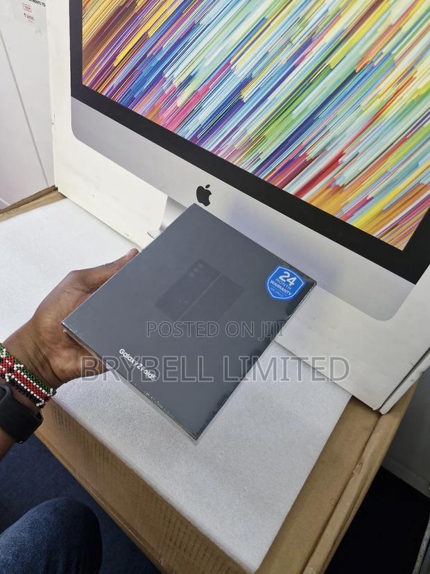 New Samsung Galaxy Z Fold 5 256 GB Blue - thumbnail 2