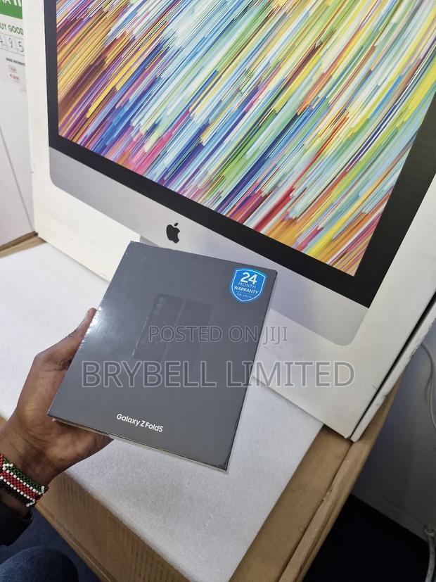 New Samsung Galaxy Z Fold 5 256 GB Blue - main view