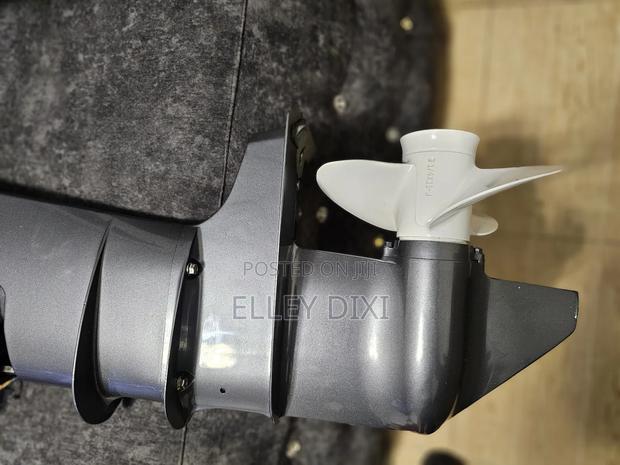 60hp Outboard Yamaha Engine - thumbnail 3