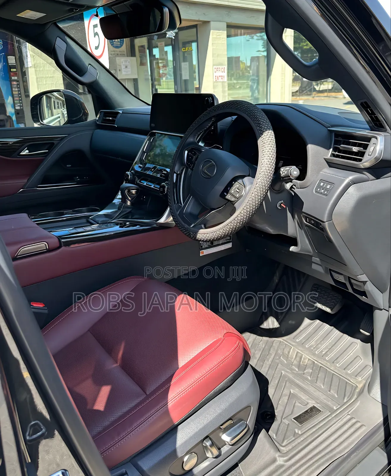 Lexus LX 2023