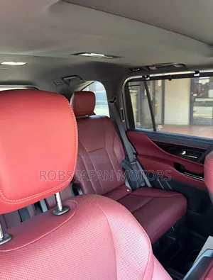 Lexus LX 2023