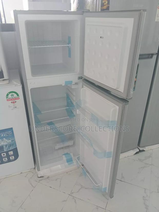 White 118l Refrigerator