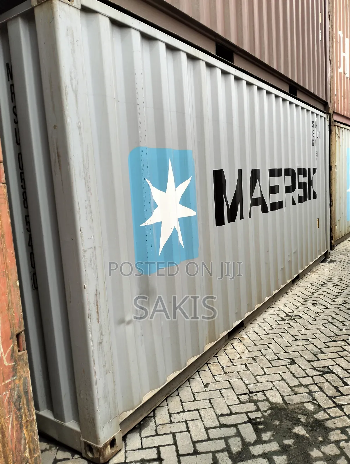 40ft Clean Shipping Containers!