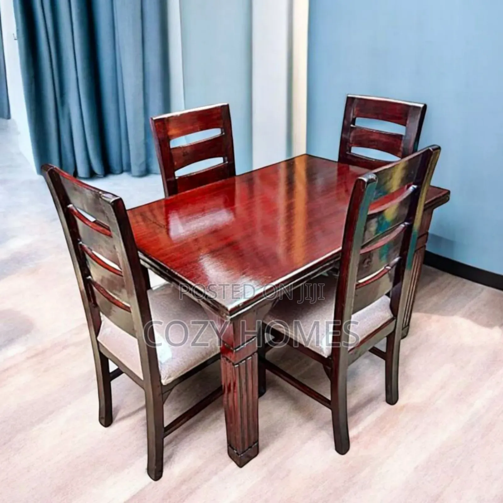 Dining Table, Distinguished Wooden Dining Table, 4 Seater