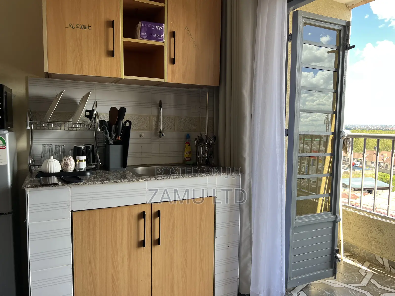 Studio Airbnb at Kamakis Along Eastern Bypass Opp Quickmart