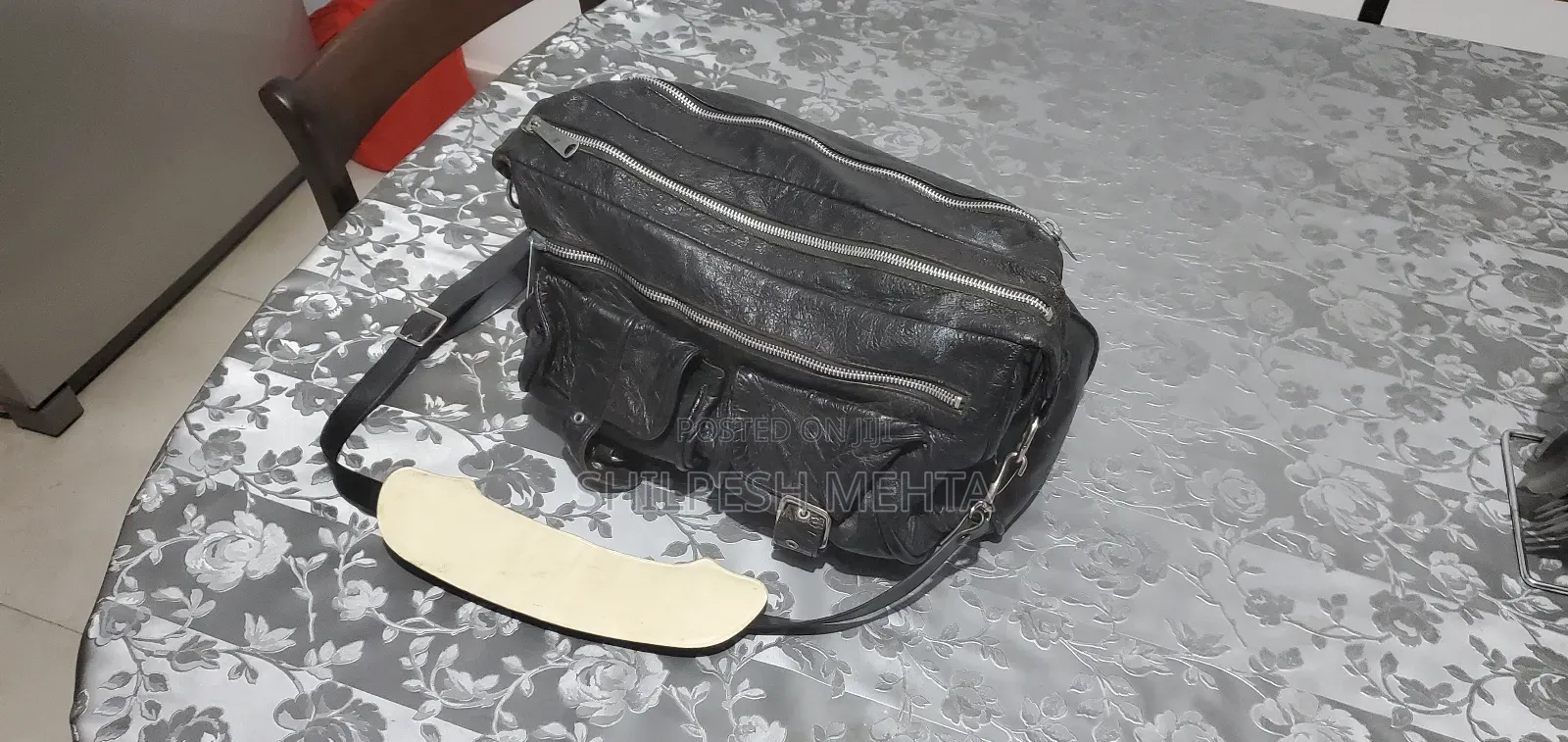 Camera Leather Bag. (Used)