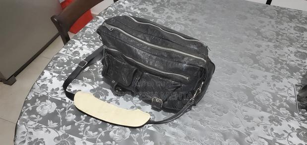 Camera Leather Bag. (Used) - thumbnail 2