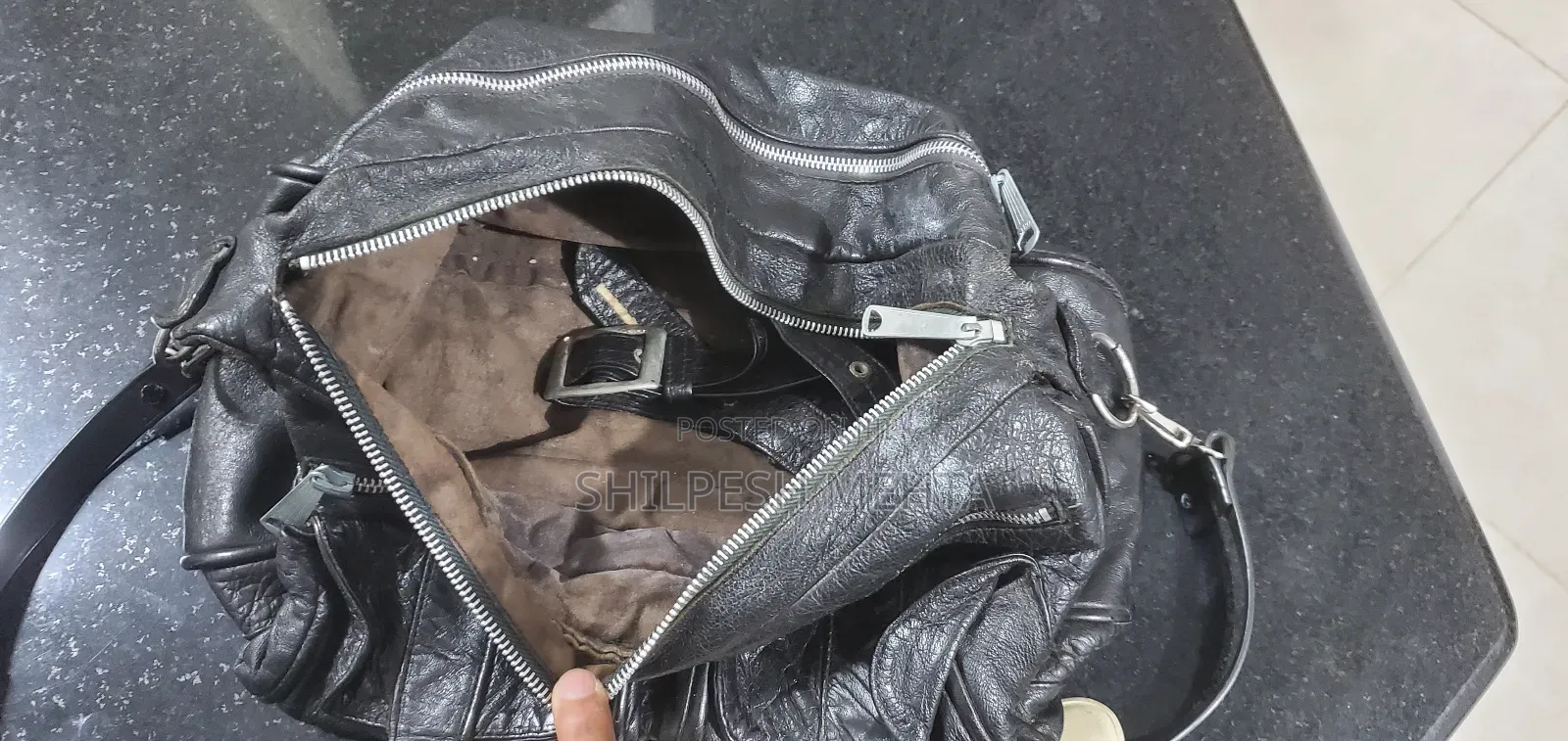 Camera Leather Bag. (Used)
