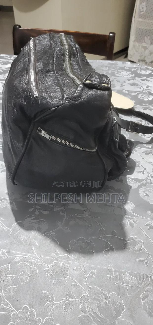 Camera Leather Bag. (Used) - thumbnail 4