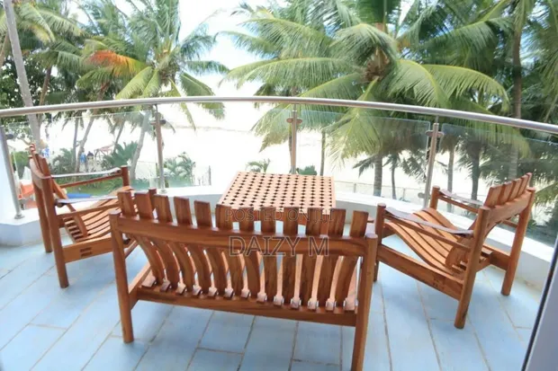 Furnished 3bdrm Apartment in Cowrieshell Beach, Shanzu for sale