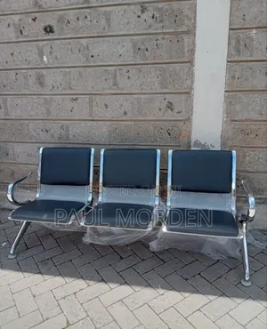 Three _Link Reception Chair