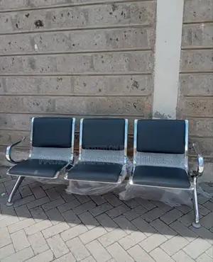 Three _Link Reception Chair